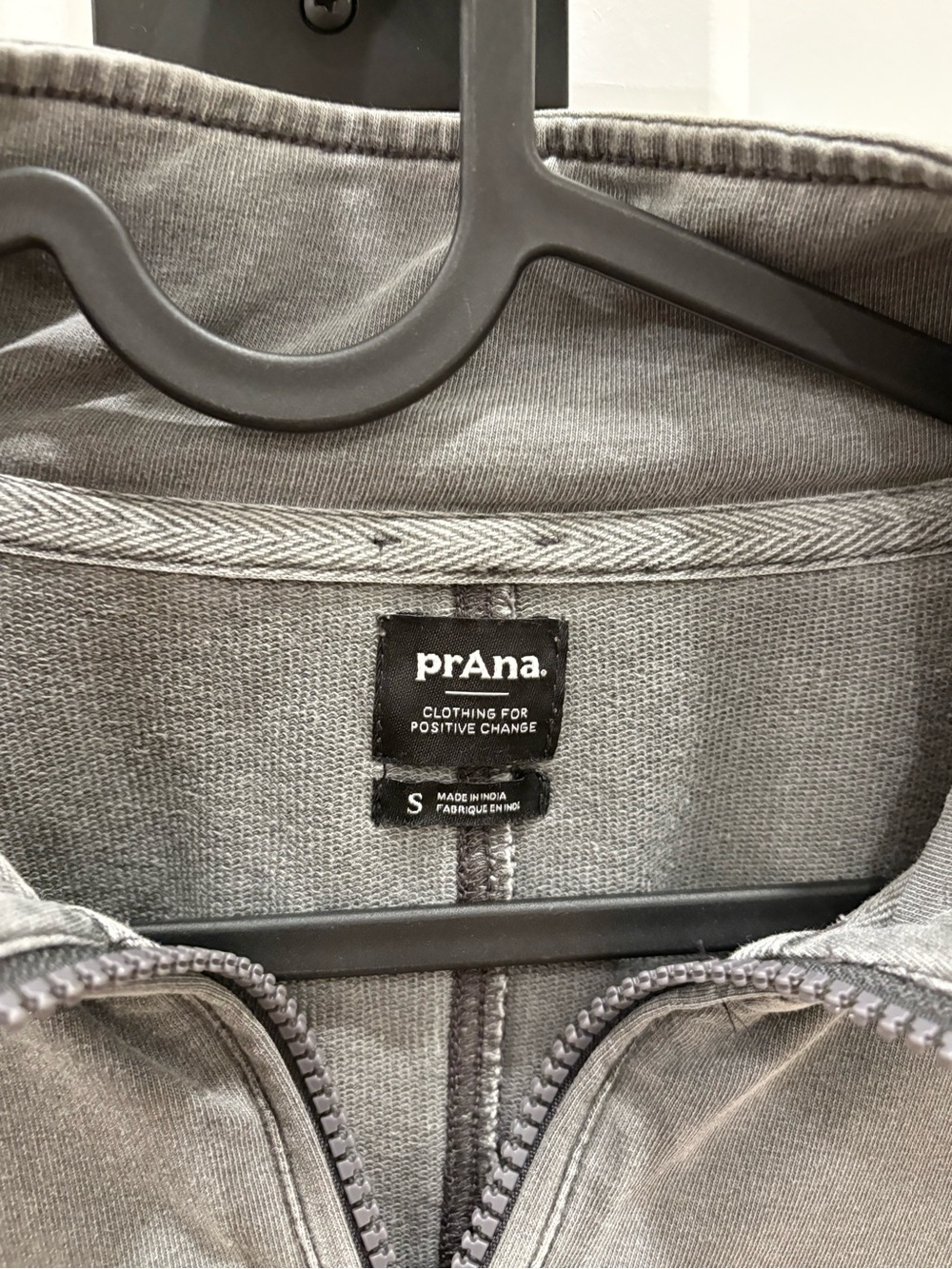 Prana Gray Set Size Small - Picture 8 of 12